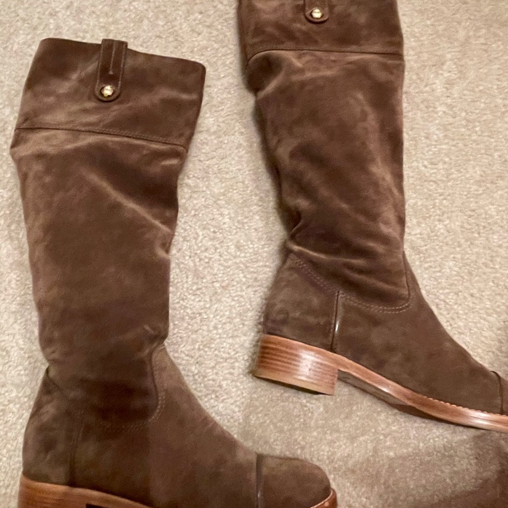 Louis Vuitton Tan Perforated Emblem Suede Boots - Picture 10 of 16